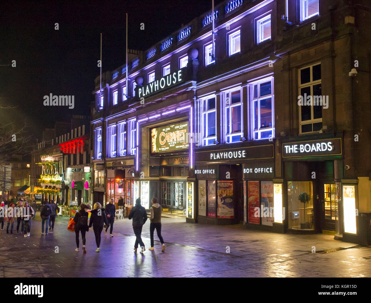 Das Edinburgh Playhouse Theatre in der Nacht im Greenside Place, Edinburgh, Schottland. Stockfoto