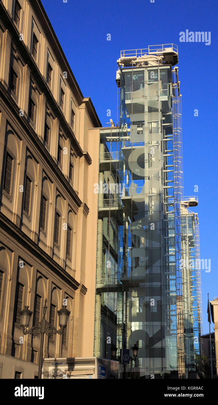 Aufzug Aufzug im Museo Reina Sofía, Madrid City Centre, Spanien Stockfoto