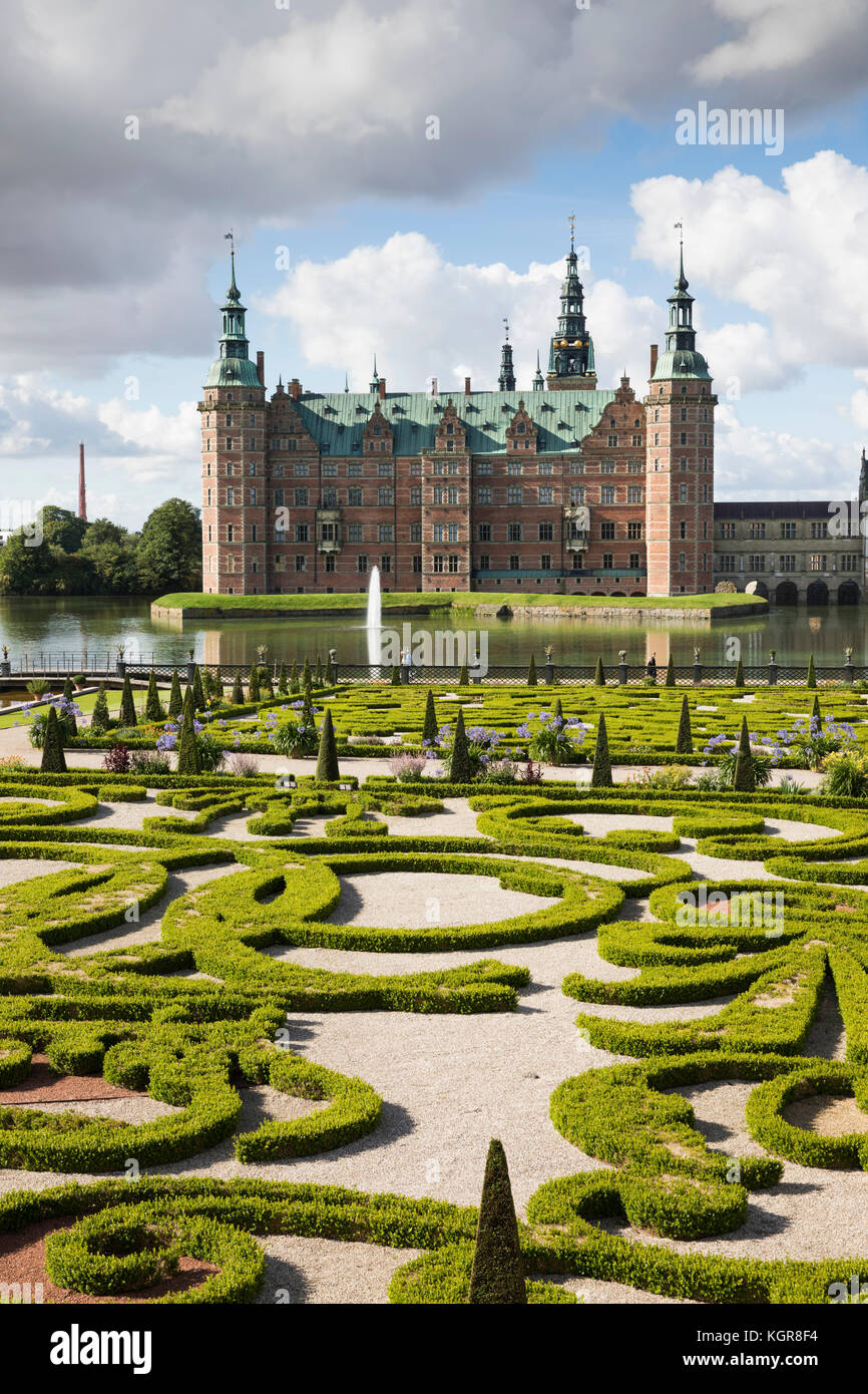 Barockgarten von Schloss Frederiksborg Slot gebaut Anfang des 17. Jahrhunderts für König Christian auf Schloss See, horsholm, Neuseeland, Dänemark, Europa 4. Stockfoto