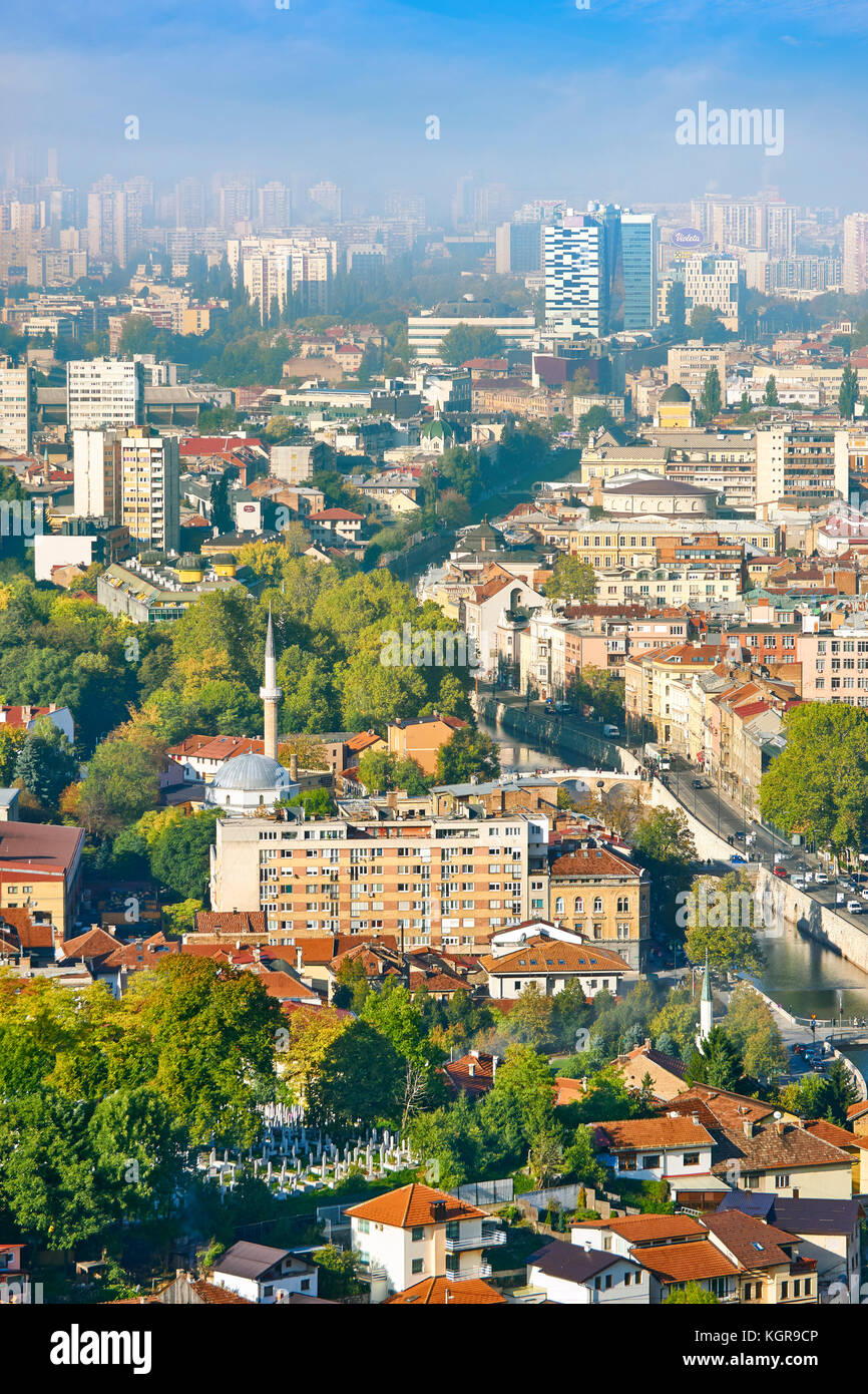 Luftaufnahme von Sarajevo, Hauptstadt von Bosnien und Herzegowina Stockfoto