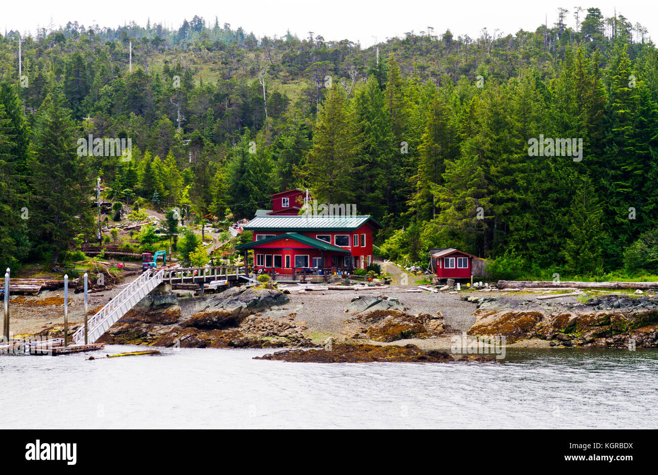 Einsamen Haus am Ufer in der Nähe von Alaska Ketchikan. Stockfoto