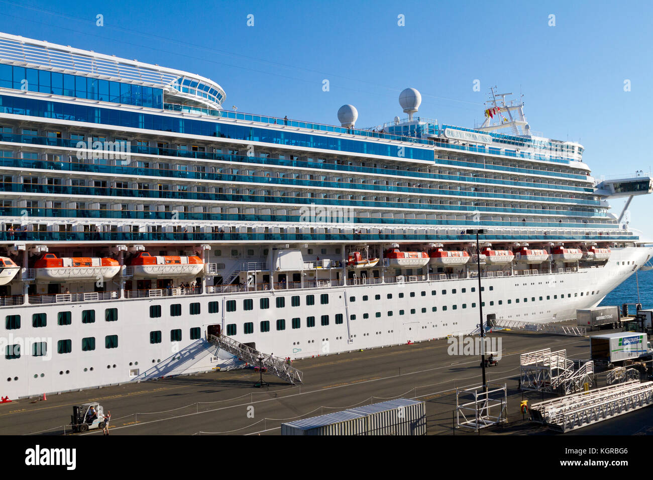 Das kreuzfahrtschiff Ruby Princess angedockt in Victoria, BC, Kanada. Stockfoto