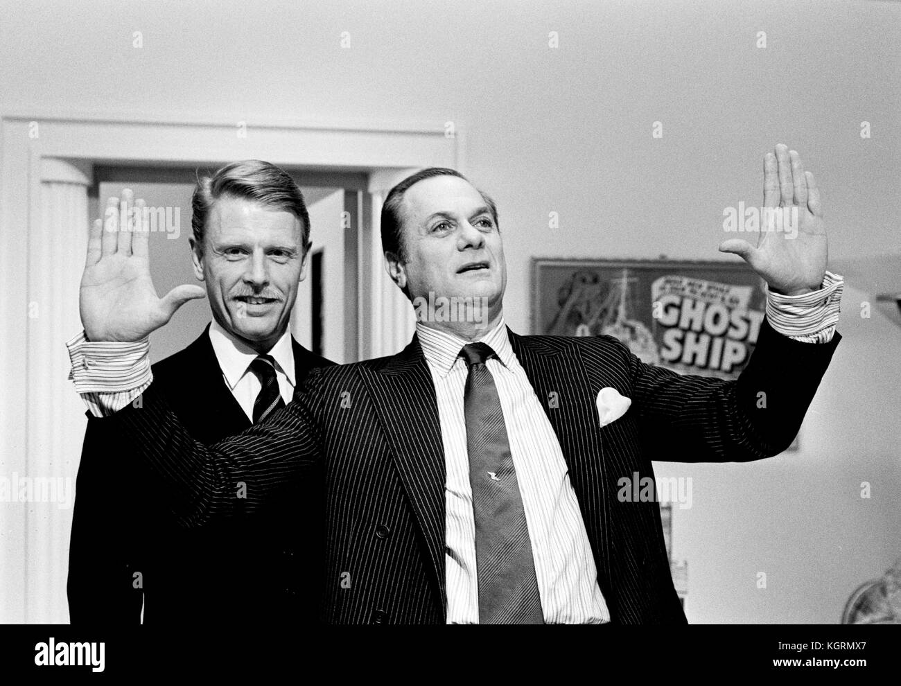 Der Spiegel knacken würde (1980), Tony Curtis, Edward Fox Datum: 1980 Stockfoto