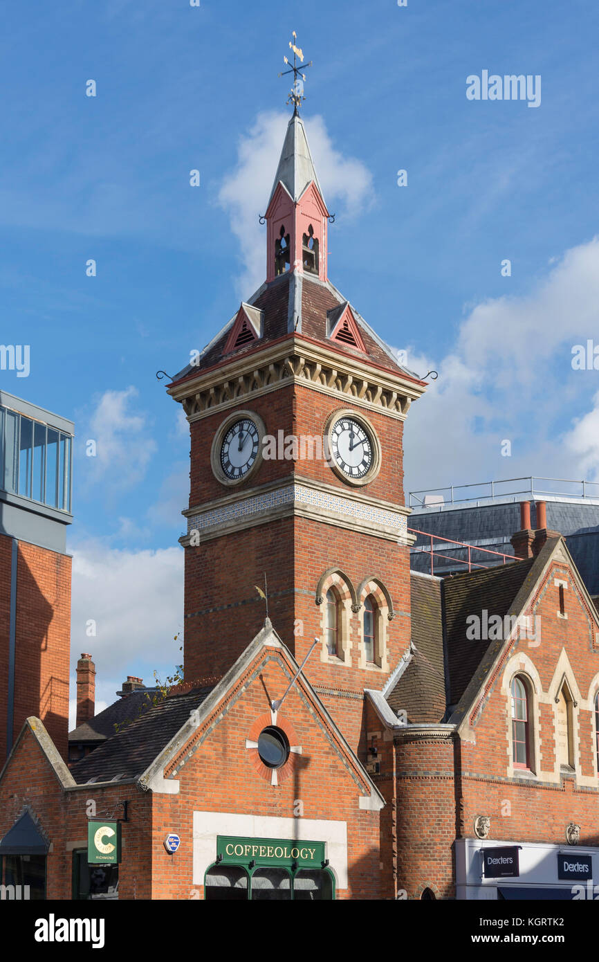 Alte Feuerwache Clock Tower, das Quadrat, Richmond, London Borough von Richmond upon Thames, London, England, Vereinigtes Königreich Stockfoto