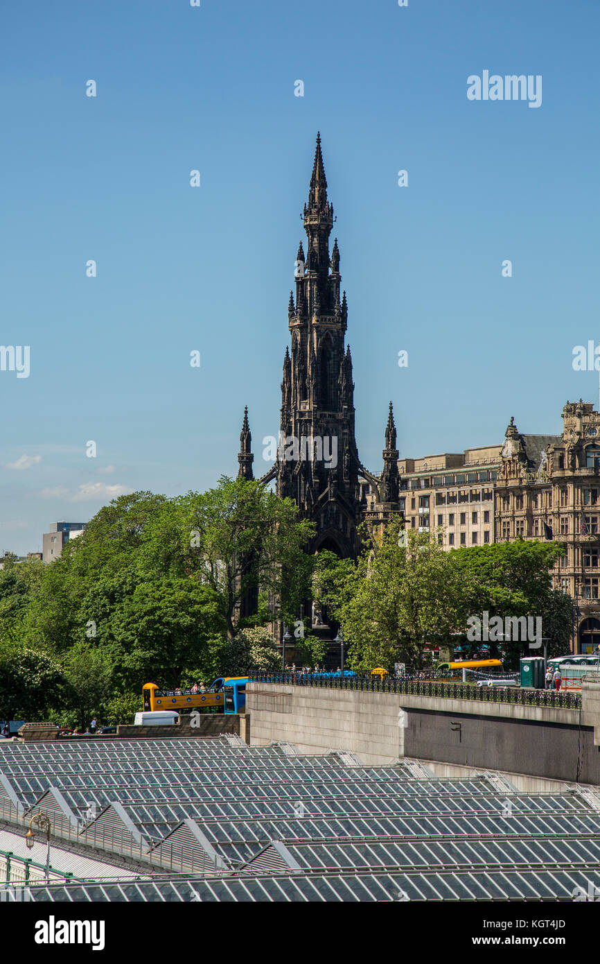 Edinburgh, Schottland - 26. Mai Denkmal 2017 Sir Walter eine beliebte Touristenattraktion Scott. Scott ist berühmt für writting Romanen wie Ivanhoe und Stockfoto