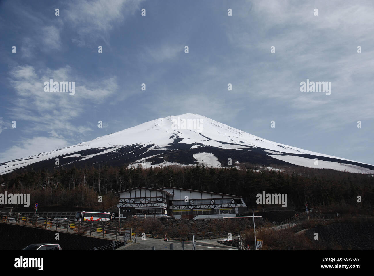 Den japanischen Vulkan, Mount Fuji. Diese Aufnahme wurde von der 5. Station, dem höchsten Punkt, dass Fahrzeuge können auf den Berg zu fahren Stockfoto