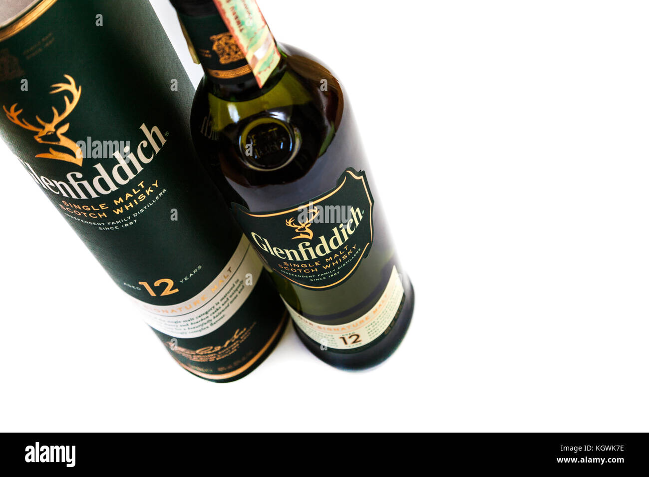 Chisinau, Republik Moldau - 8. März 2017: glenfiddich Single Malt Scotch Whisky auf schwarzem Hintergrund. Tal der Hirsche. Whisky ist ein wichtiges Element exportieren des SCO Stockfoto