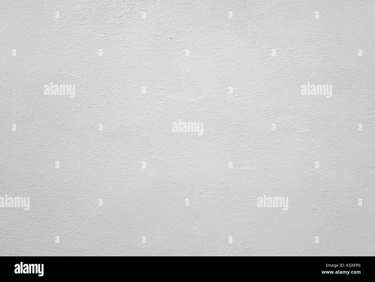 Weißen Hintergrund mit der Putz von einer Außenwand Stockfoto