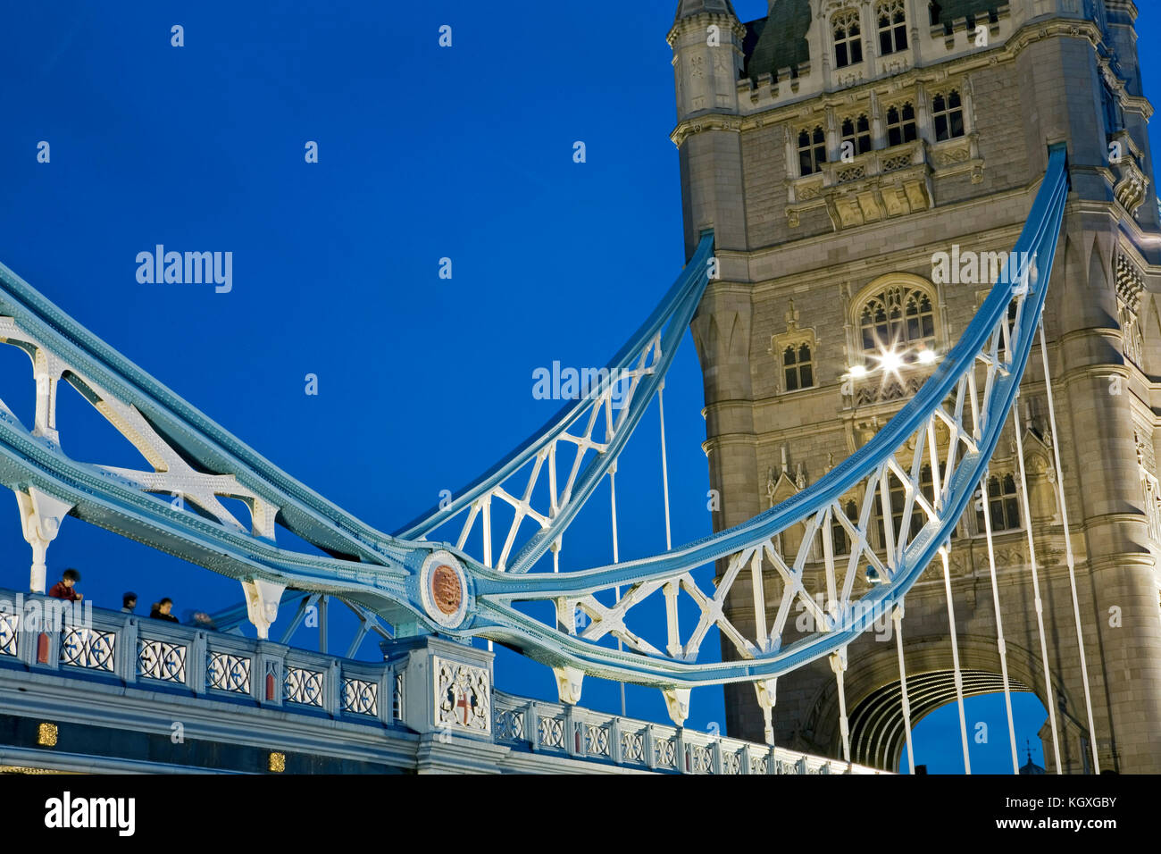 Tower Bridge bei Nacht, London. Stockfoto