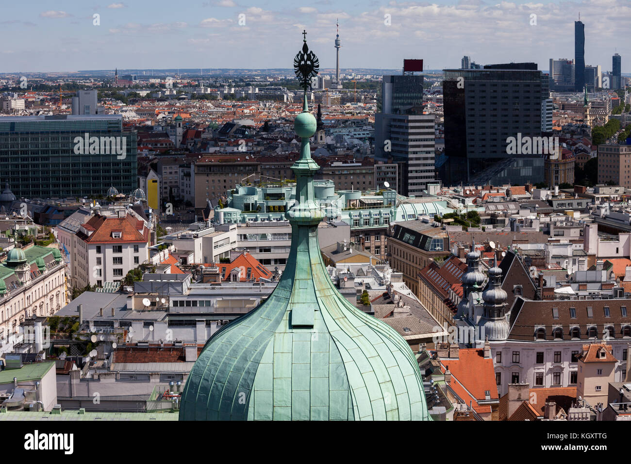 Stadt Wien Stadtbild mit st. Stephen's Cathedral (Stephansdom) Turm Dome, Österreich Stockfoto