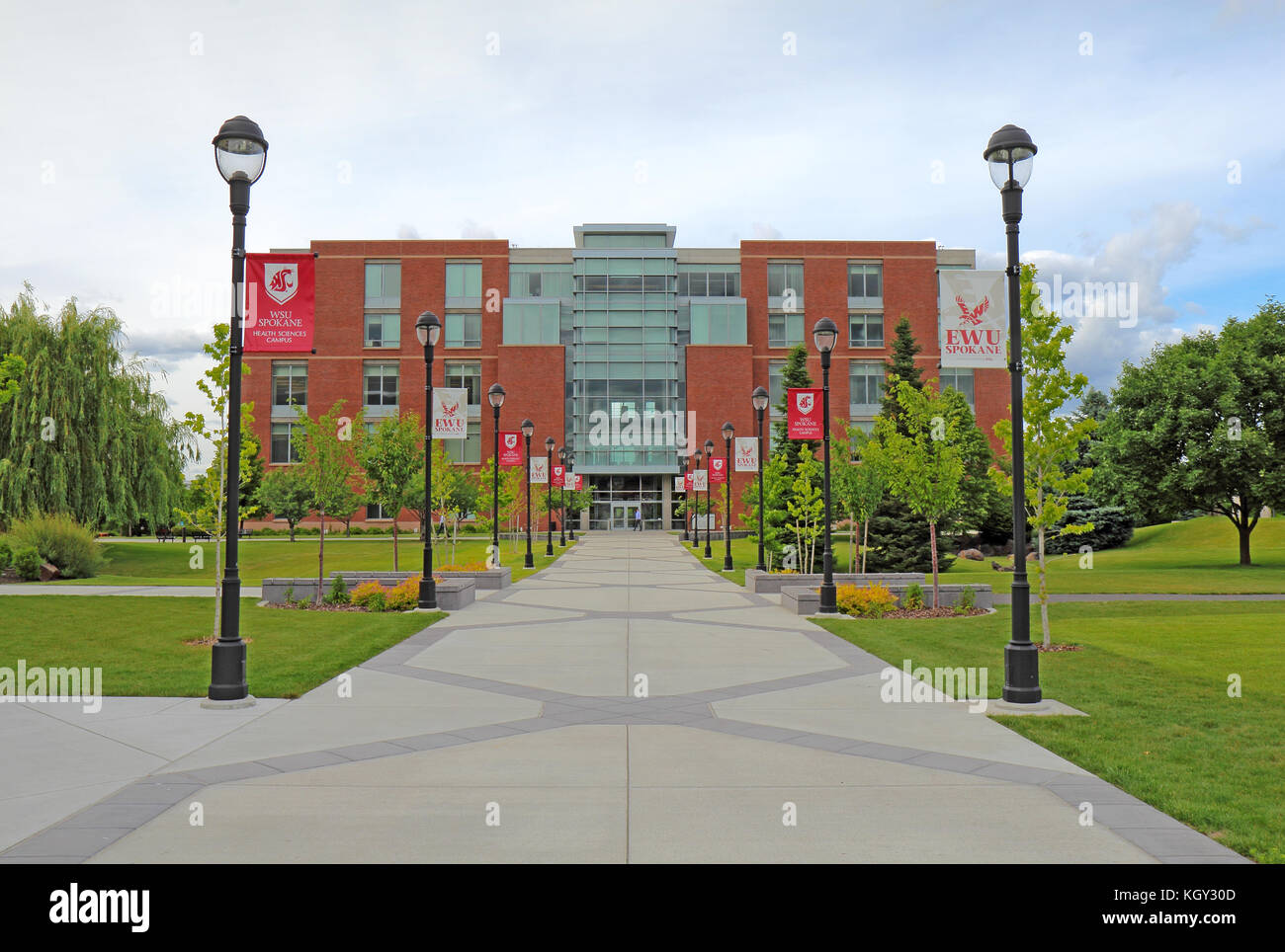 Spokane, Washington - 2. Juni 2016: Das akademische Zentrum Gebäude auf dem städtischen Campus der Washington State University Health Sciences Spokane, die offe Stockfoto