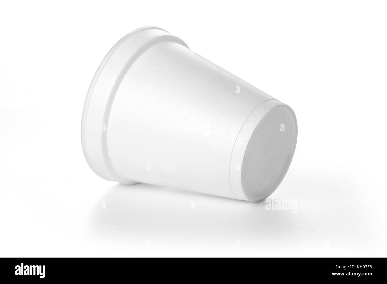 Polistren Schaum takeaway Kaffeetasse mit Freistellungspfad Stockfoto