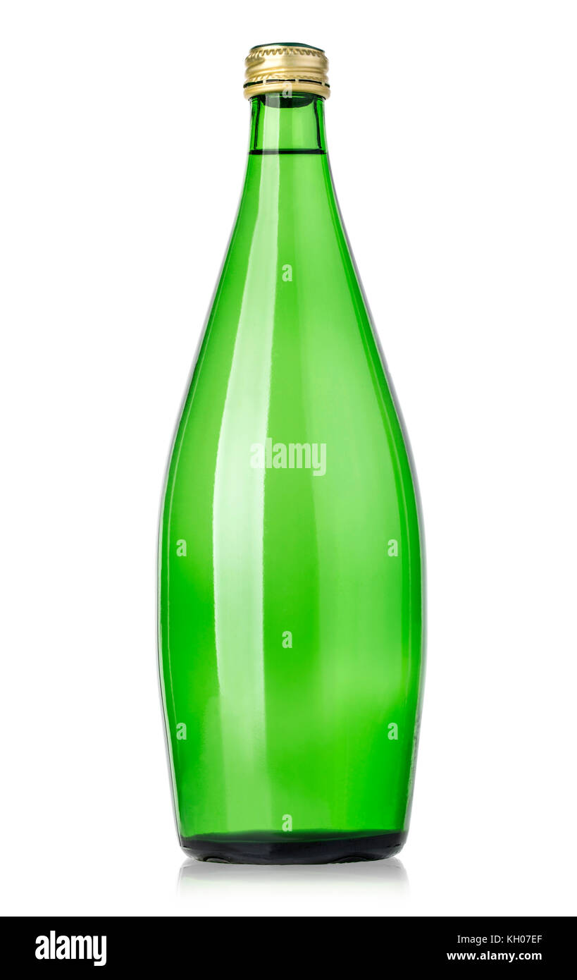 Soda Wasser im Glas Flasche. auf Weiß mit Freistellungspfad isoliert Stockfoto