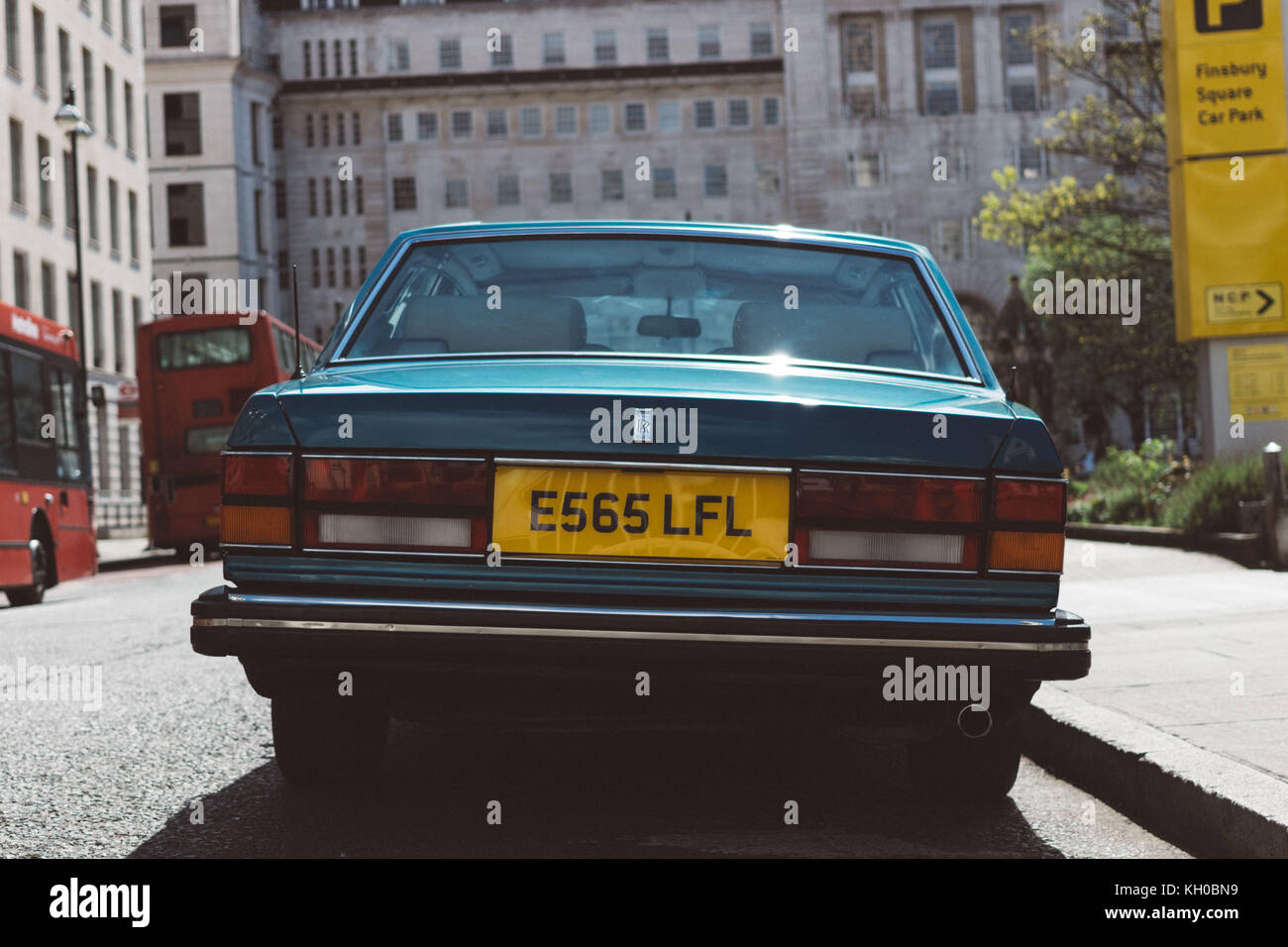Rolls Royce old school Auto auf Londons Straßen Stockfoto