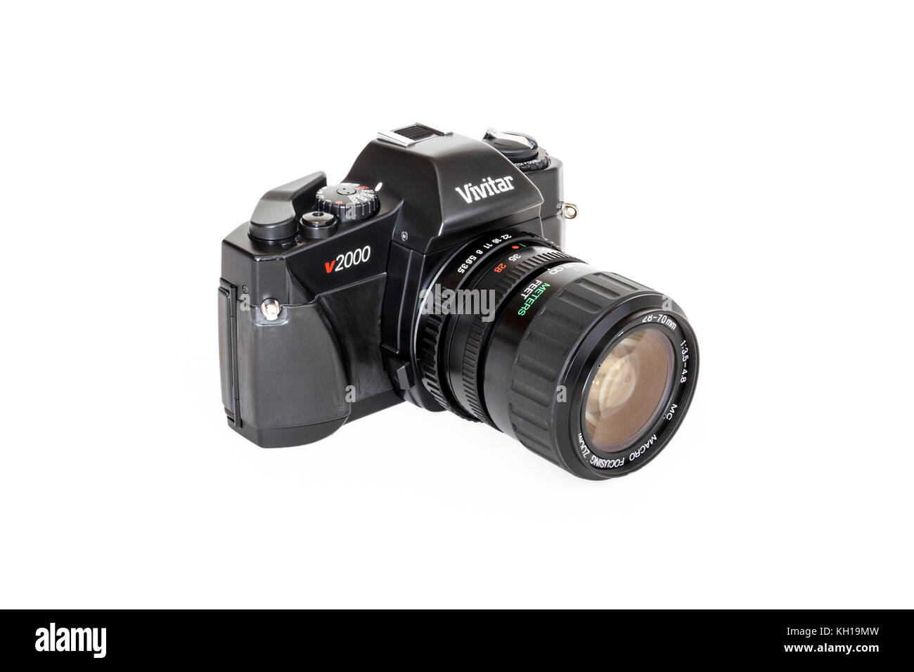 Vivitar V2000 SLR 35mm Film Kamera, 35-70mm Zoom Objektiv, 1980er Jahre, gegen einen weißen Hintergrund isoliert Stockfoto Vivitar V2000 SLR 35mm Film Kamera, 35-70mm Zoom Objektiv, 1980er Jahre, gegen einen weißen Hintergrund isoliert Stockfoto
