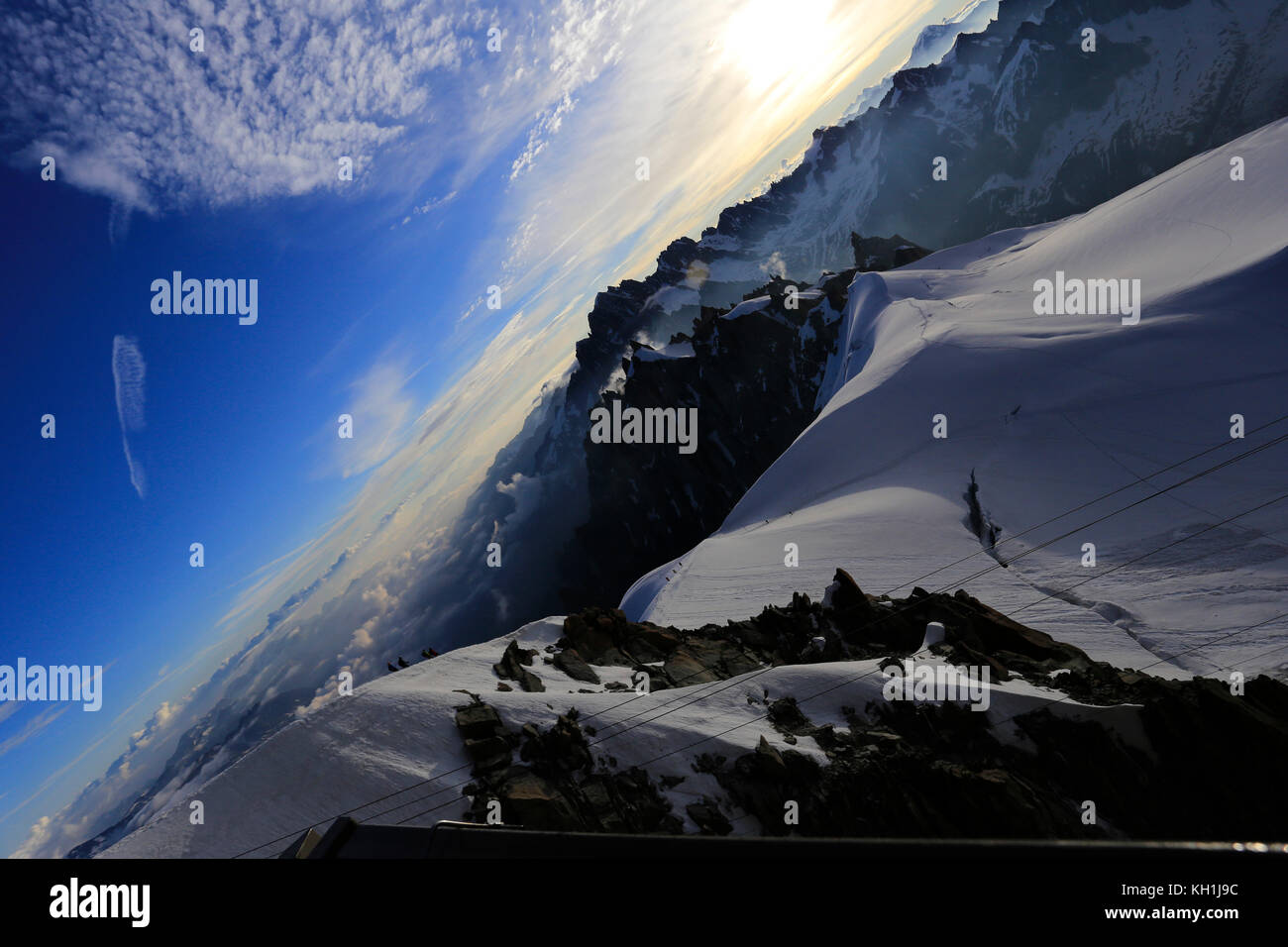 Chamonix Gipfeln bald nach Sonnenaufgang im Sommer Stockfoto