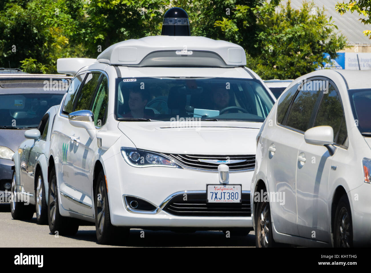 August 6, 2017 Mountain View/Ca/USA - Waymo Selbstfahrer auto Kreuzfahrt auf einer Straße, Silicon Valley Stockfoto