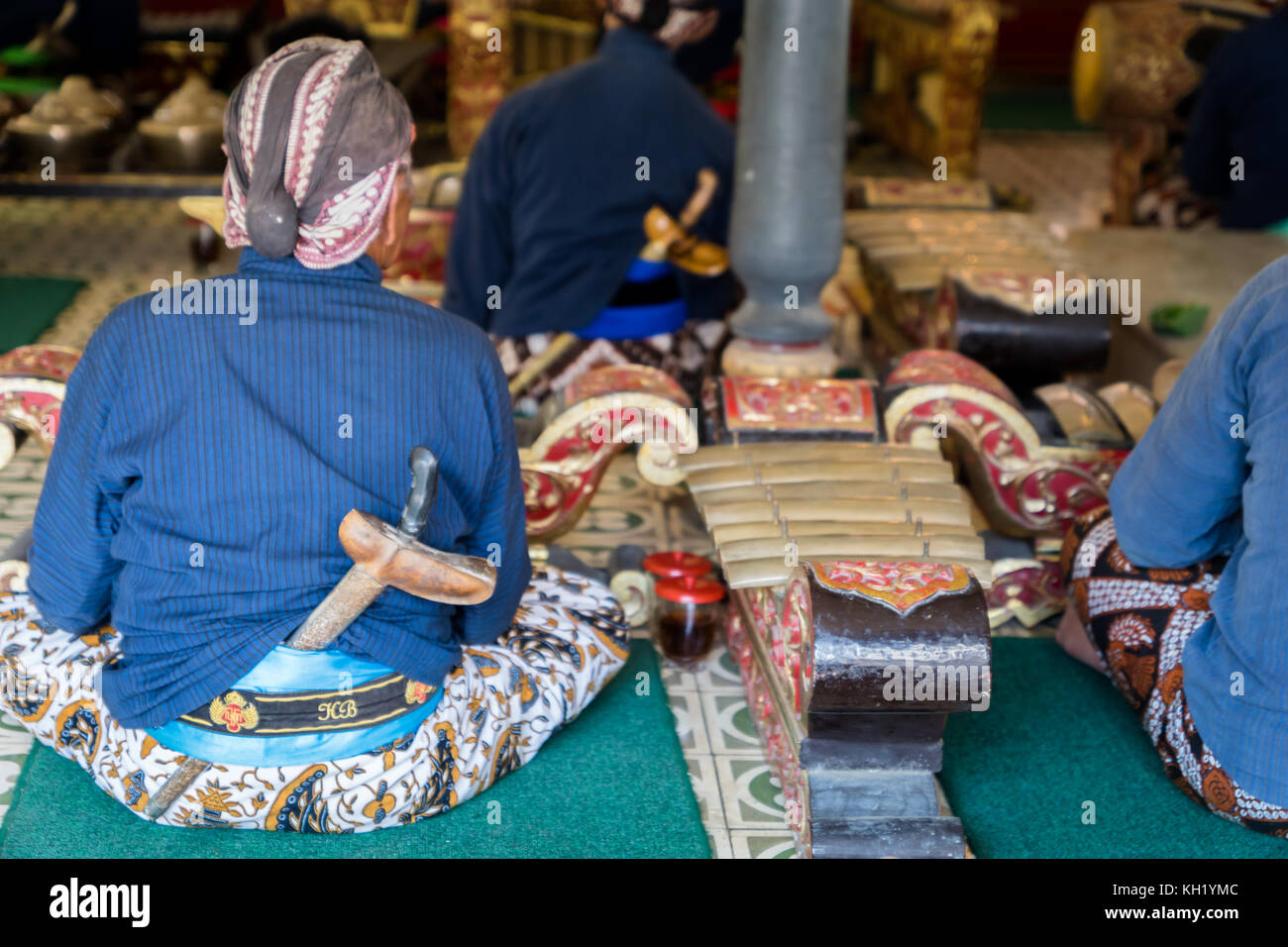 Yogyakarta, Indonesien - Oktober 20171: gamelan Orchester an Kraton Grand Palace, Yogyakarta, Indonesien. Gamelan ist eine traditionelle Musik fin Indonesien Stockfoto