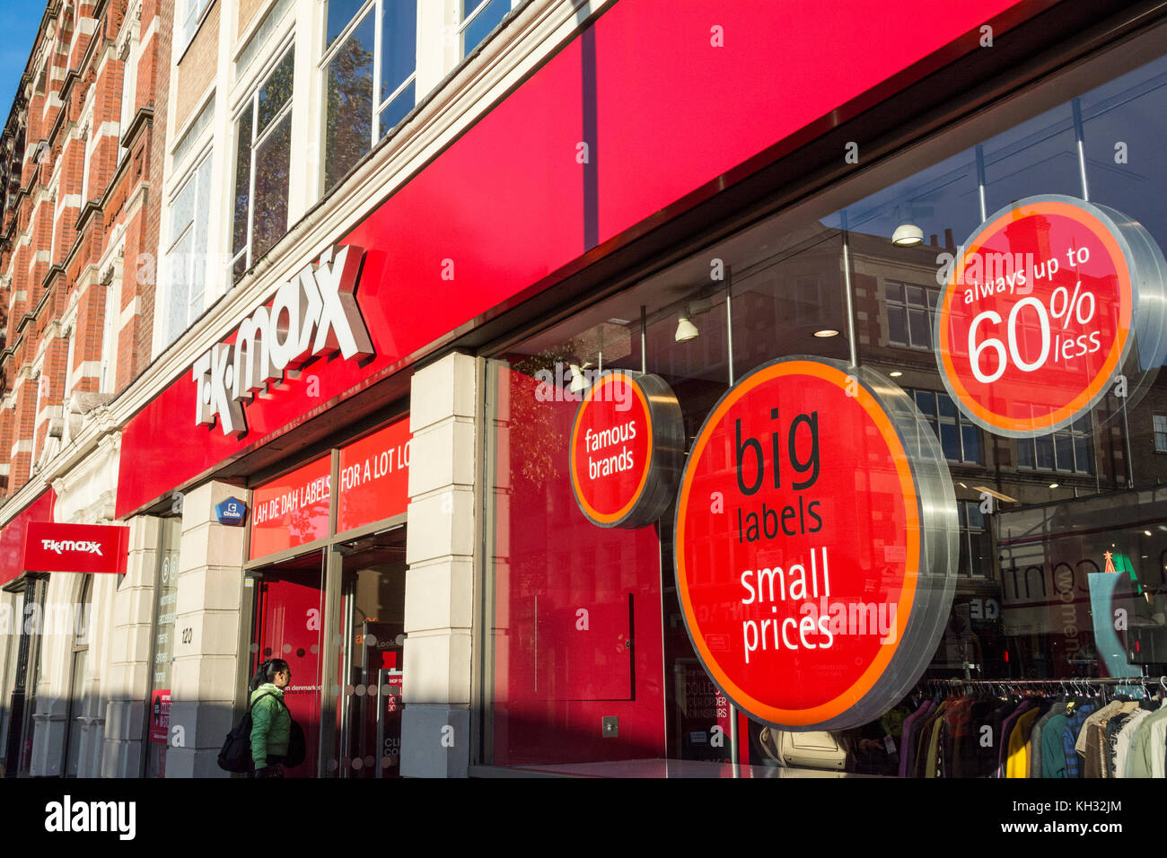 Die Außenseite des TK Maxx, 20 Charing Cross Road, London, WC2, Großbritannien Stockfoto