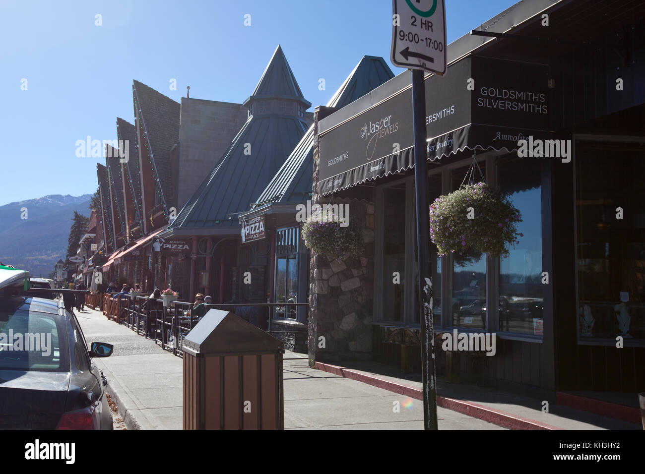 Main street jasper alberta Fotos und Bildmaterial in hoher Auflösung