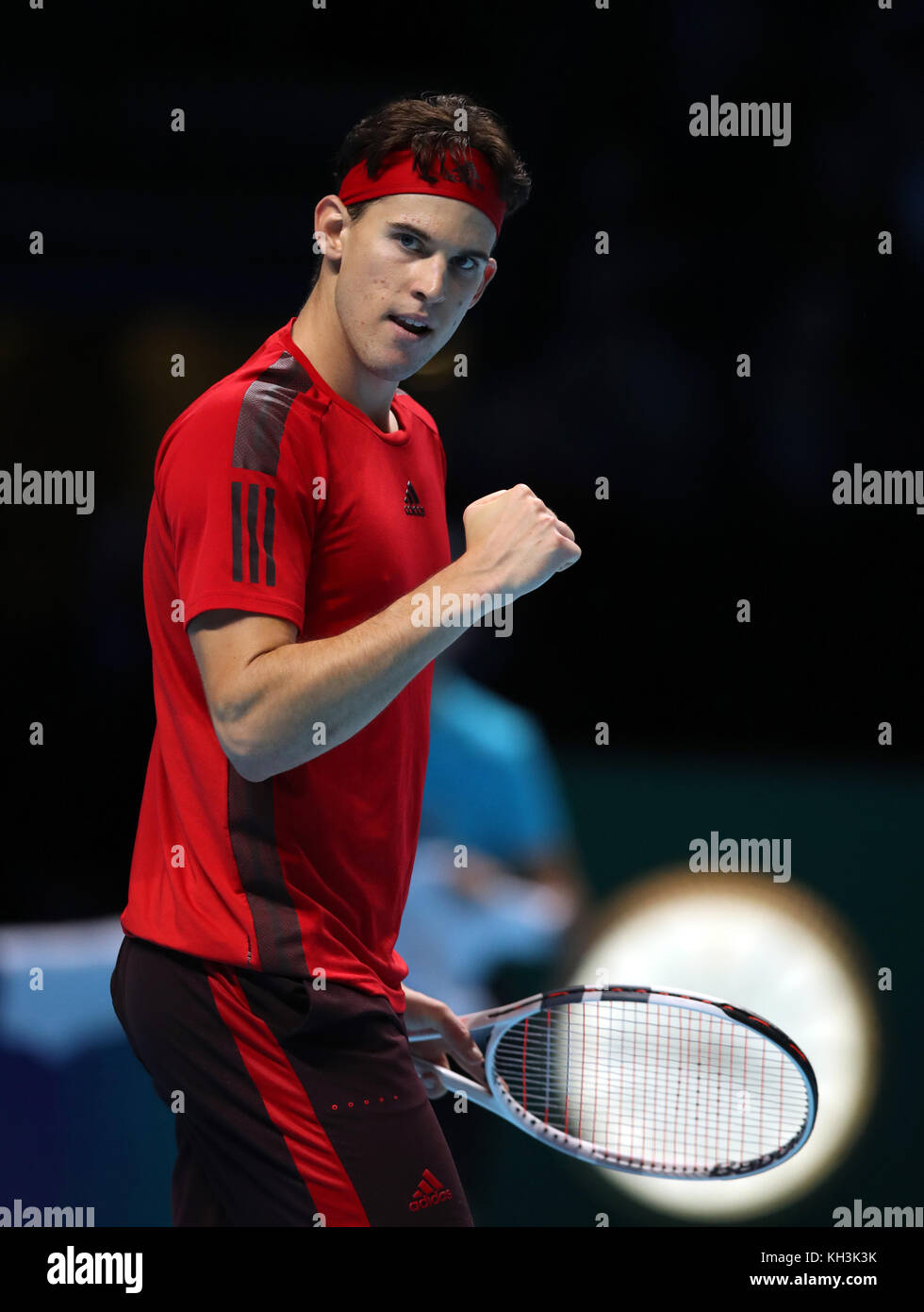 Dominic Thiem reagiert während seines Einzelmatches gegen Grigor Dimitrov am zweiten Tag des NITTO ATP World Tour Finals in der O2 Arena, London. DRÜCKEN SIE VERBANDSFOTO. Bilddatum: Montag, 13. November 2017. Das Foto sollte lauten: John Walton/PA Wire. EINSCHRÄNKUNGEN: Nur für redaktionelle Zwecke, keine kommerzielle Nutzung ohne vorherige Genehmigung Stockfoto