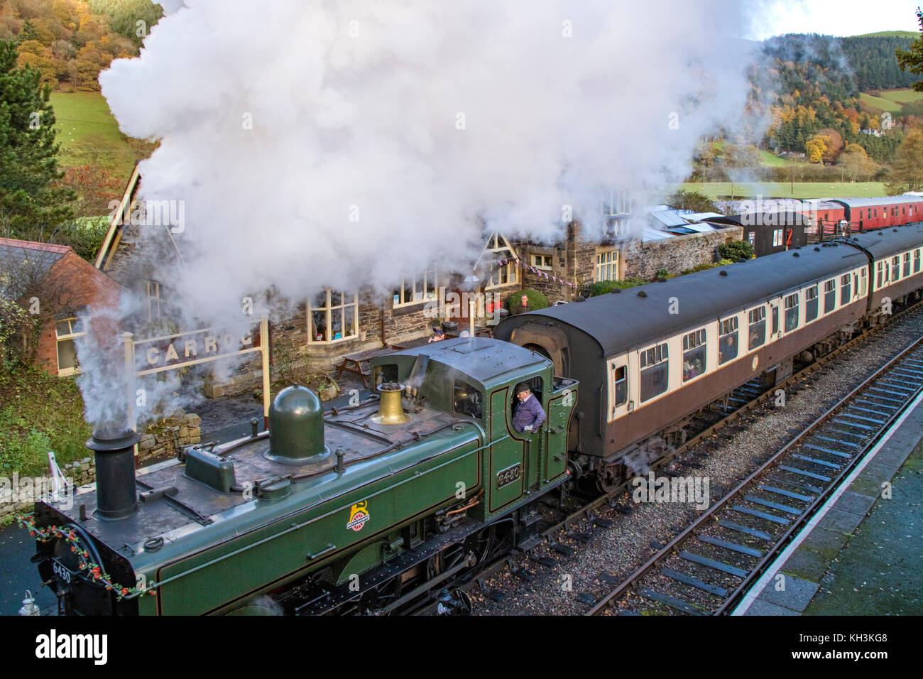 Die Llangollen Railway (Walisisch: Rheilffordd Carrog Llangollen) am Bahnhof, Carrog, Denbighshire, North Wales, UK Stockfoto