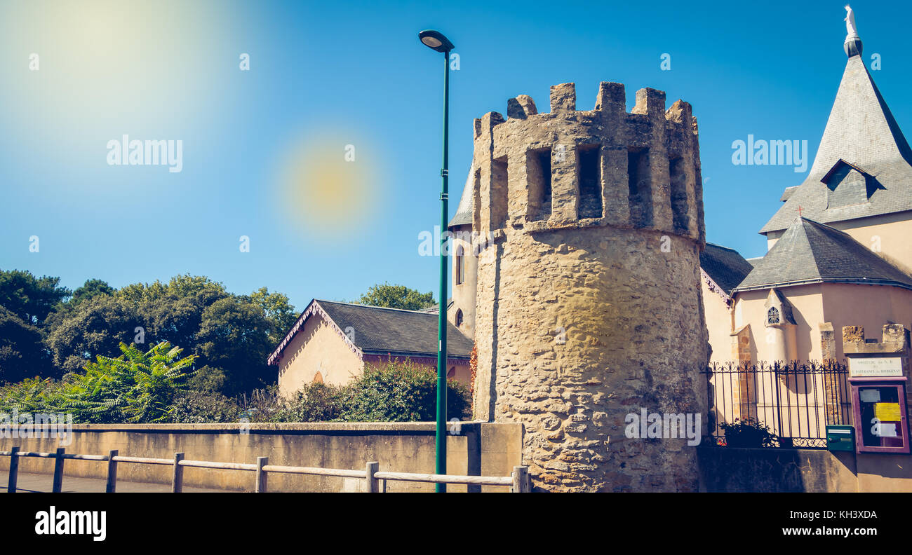 Architektonischen Details von Notre Dame de Bourgenay Kirche in Talmont saint hilaire, Frankreich Stockfoto