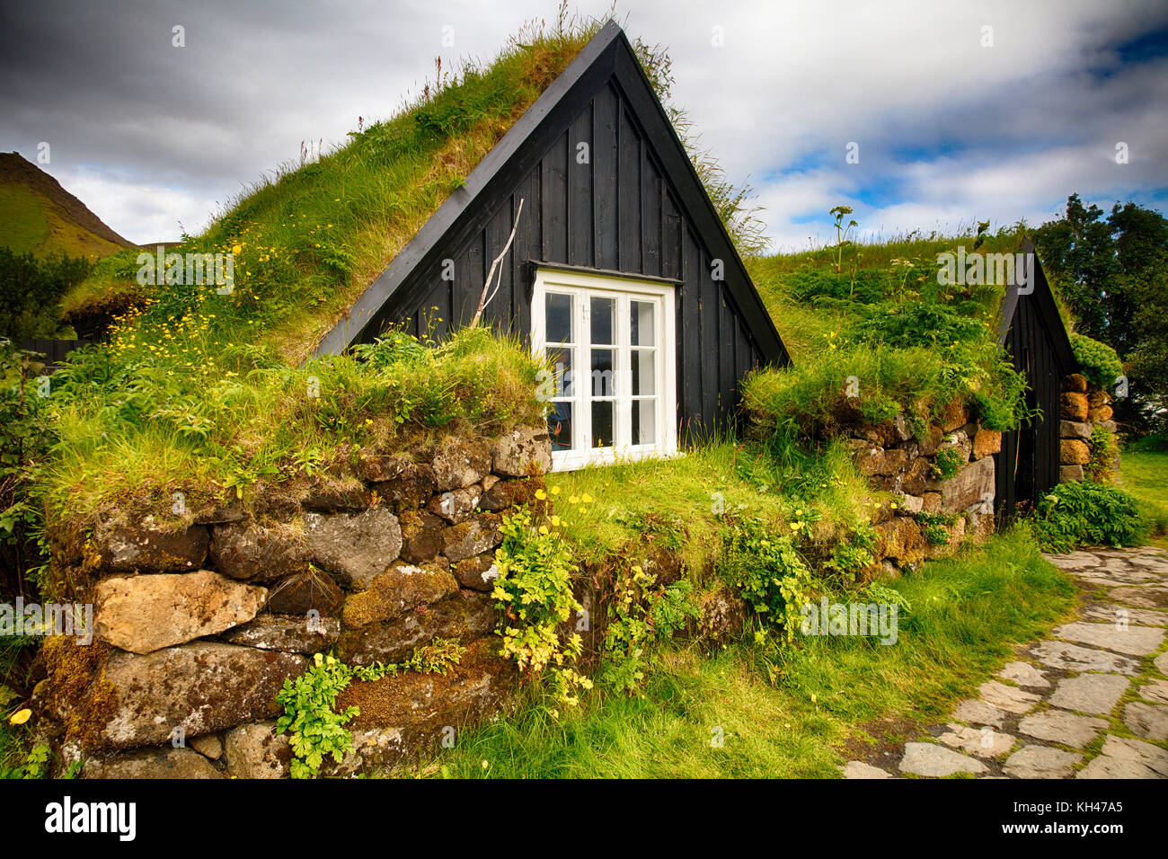 IcelandicTurfhouse im Sommer, Skogar Folks Museum, Island Stockfoto