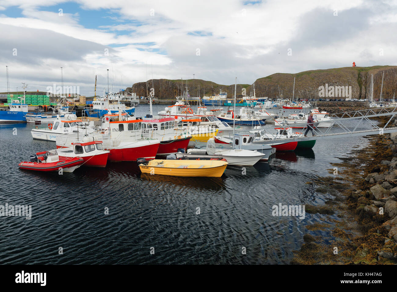 Kleine Boote im Hafen von Stykkishólmur, Snaefellsness Halbinsel, Island Stockfoto