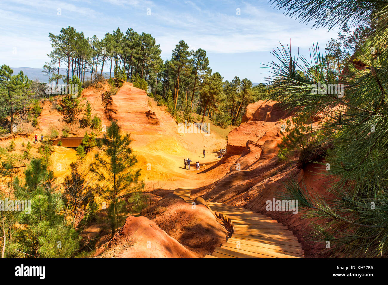 Europa, Frankreich, Vaucluse, Luberon. Roussillon. Die ockerfarbenen Steinbrüche. Stockfoto