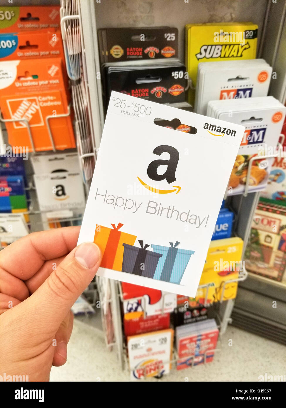 Amazon gift card -Fotos und -Bildmaterial in hoher Auflösung – Alamy