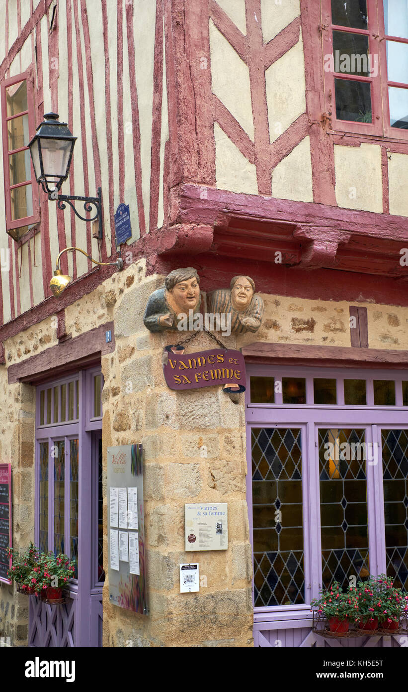 Die ummauerte mittelalterliche Stadt Vannes in Morbihan, Bretagne, Frankreich. Stockfoto