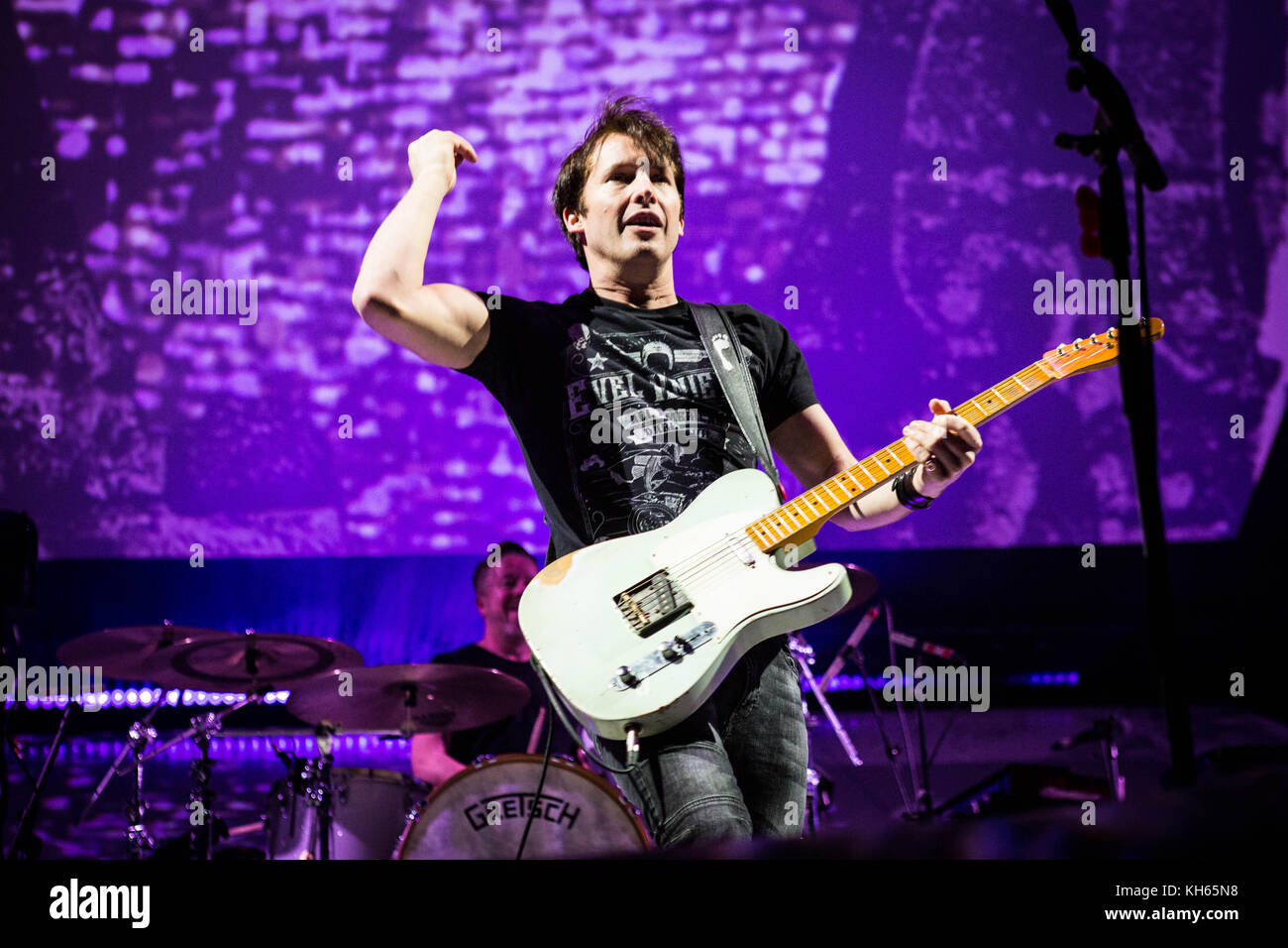 Mailand, 14. November 2017 James Blunt führt live auf der Mediolanum Forum © Roberto finizio / alamy leben Nachrichten Stockfoto