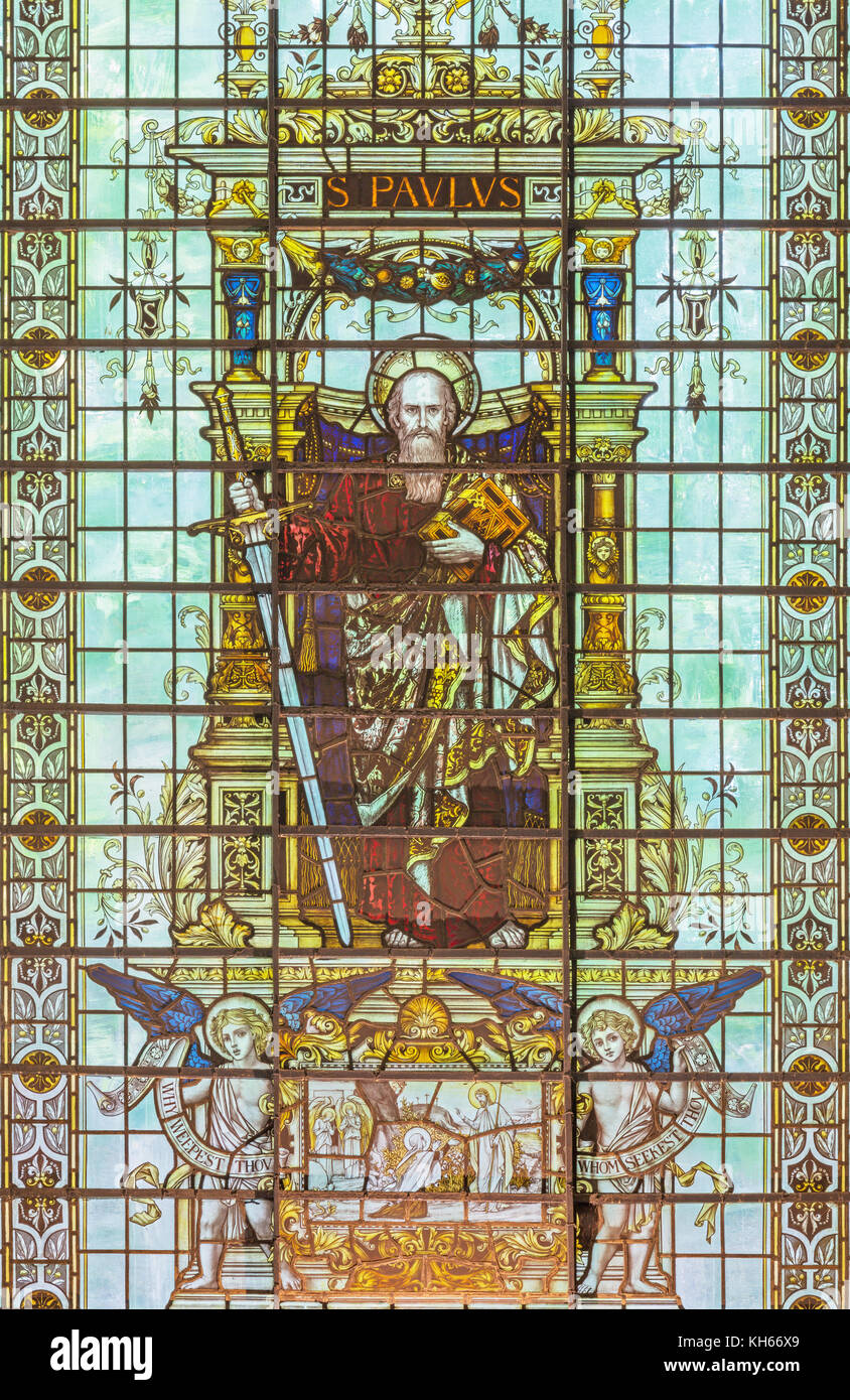 London, Großbritannien - 17 September, 2017: Der hl. Paulus der Apostel auf die Glasfenster in der Kirche st. martin, ludgate von unbekannter Künstler o 19. Stockfoto