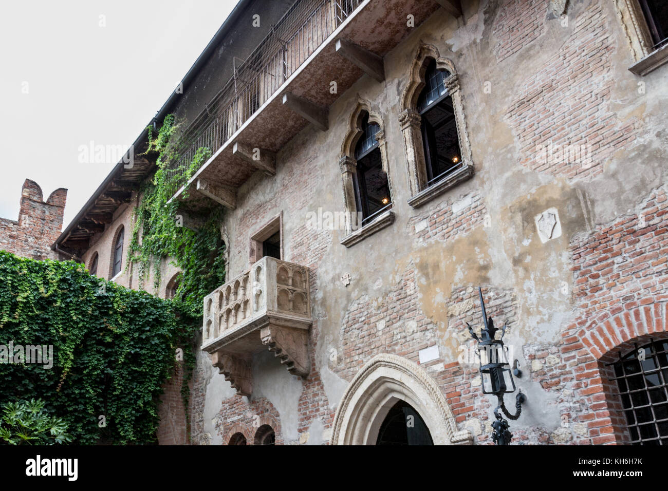 Der berühmte Balkon der Julia Haus, Verona, Italien Stockfoto