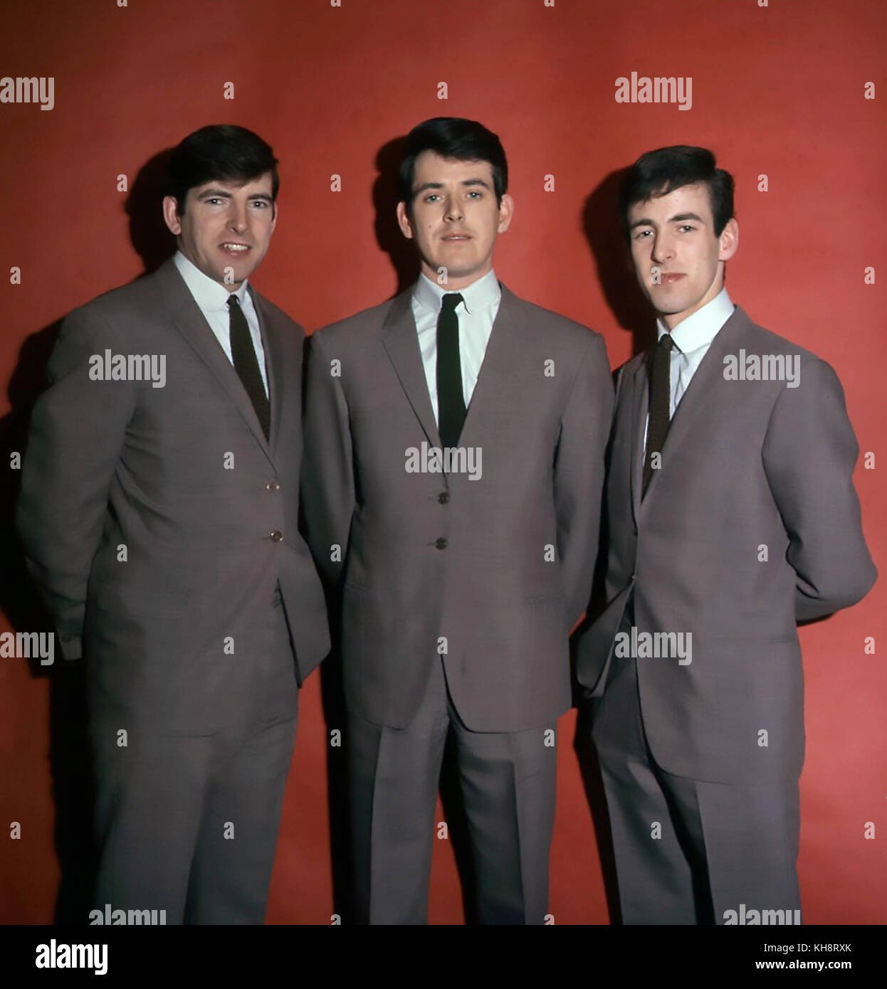 Das JUNGGESELLE Irish Pop Trio im Jahr 1963. Von links: Con Cluskey, John Stokes, DEC Cluskey. Foto: Tony Gale Stockfoto
