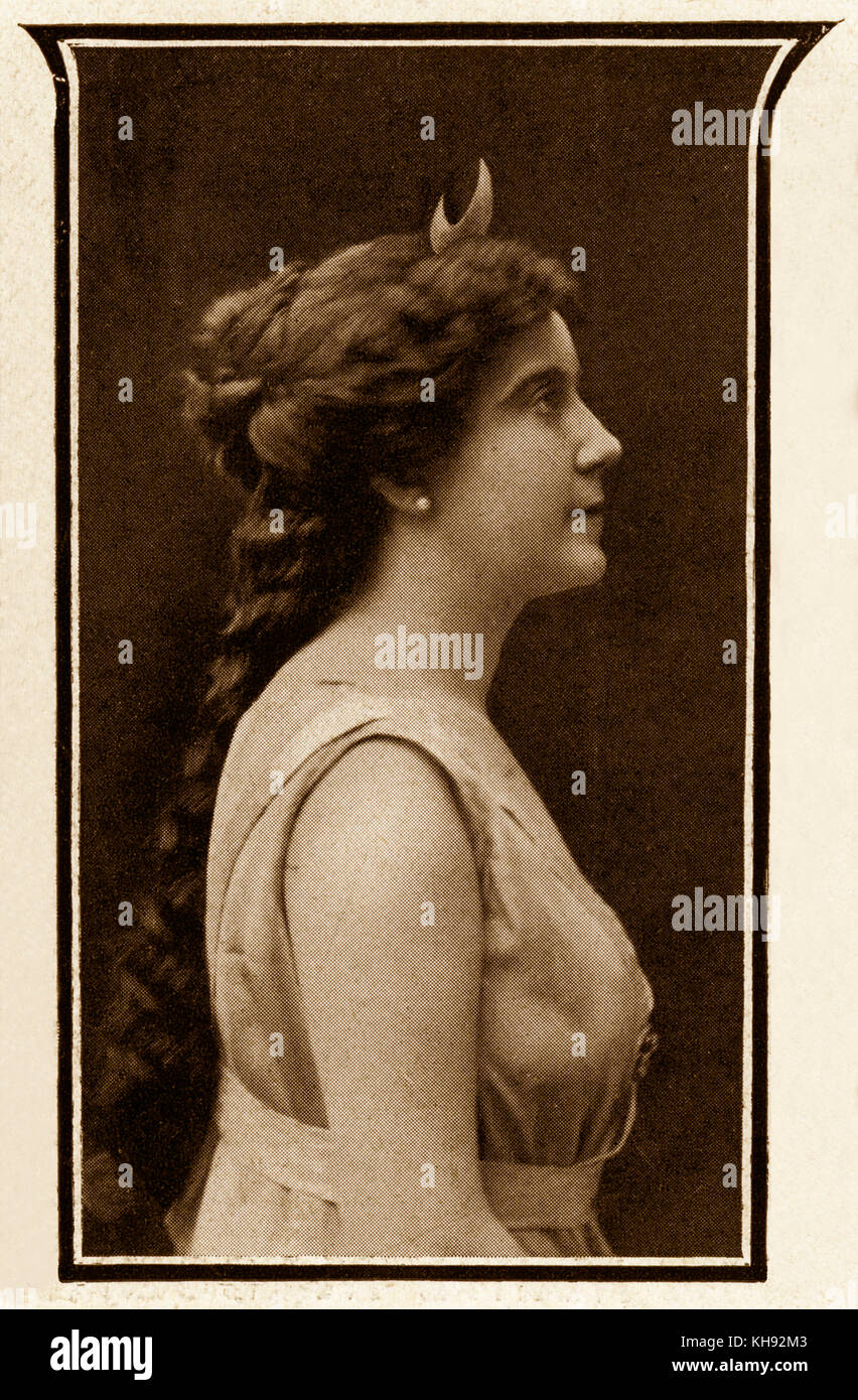 Louise Grandjean wie Phaedra/Phèdre auf Ariane - Oper von Jules Massenet. 1906. LG: französische Sopranistin, 1870-1934. M: der französische Komponist, 12. Mai 1842 - 13. August 1912. Stockfoto