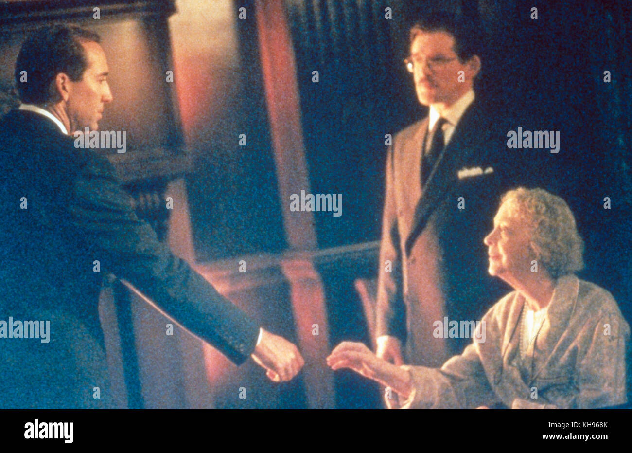 8 MM, aka. 8mm - Acht Millimeter, Deutschland/USA 1999, Regie: Joel Schumacher, Darsteller: (v. l.) Nicolas Cage, Anthony Heald (?), Myra Carter Stockfoto