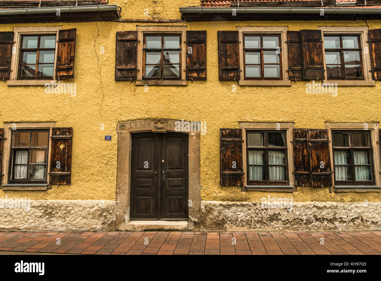 Straßenszenen in der alten mittelalterlichen Stadt Weißenburg Stockfoto