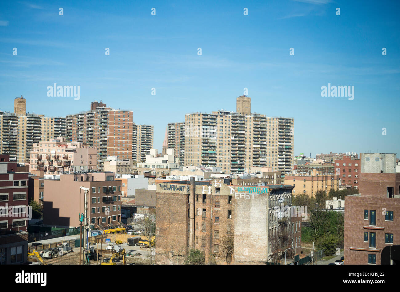 Wohnanlage in der Bedford Stuyvesant und Williamsburg Nachbarschaft von Brooklyn in New York am Samstag, 11. November 2017. (© Richard b. Levine) Stockfoto