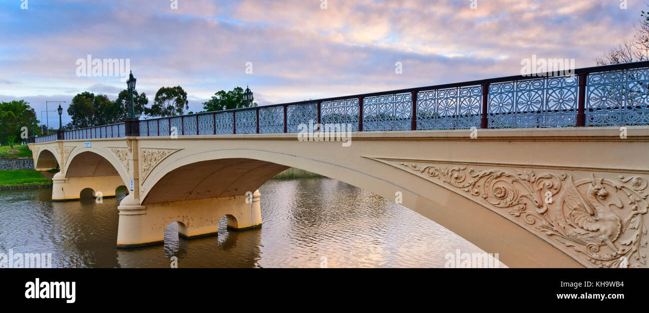Morell Brücke in der Morgendämmerung, Melbourne, VIC, Australien Stockfoto