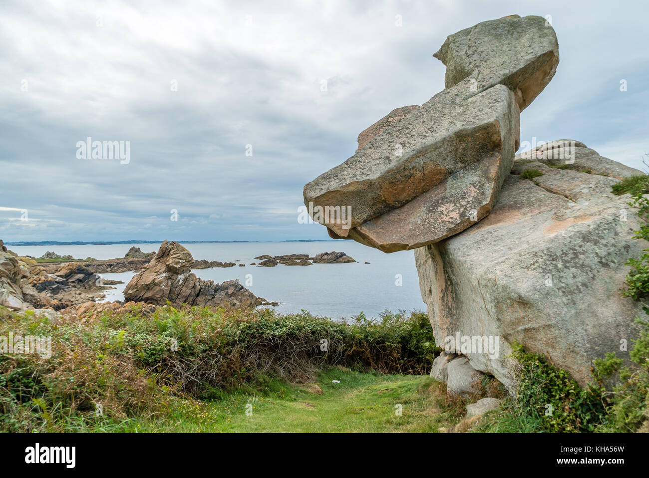 Chemin des Cap-d'Ail in Primel, Bretagne, Frankreich Stockfoto