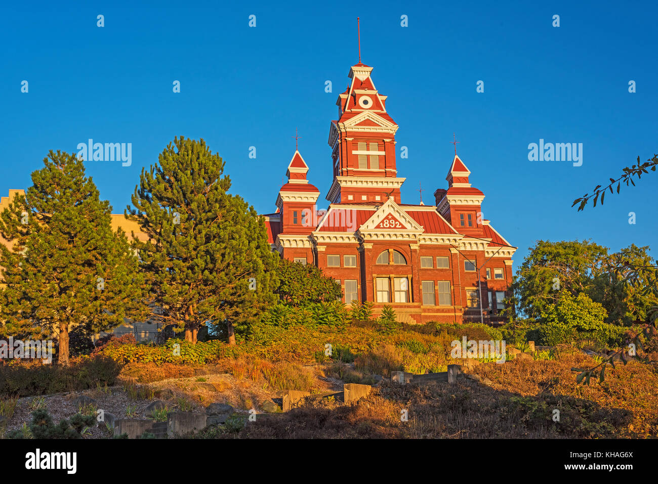 Foto- und historische Architektur 1892 rote und weiße viktorianische Courthouse Museum bellingham Washington Stockfoto