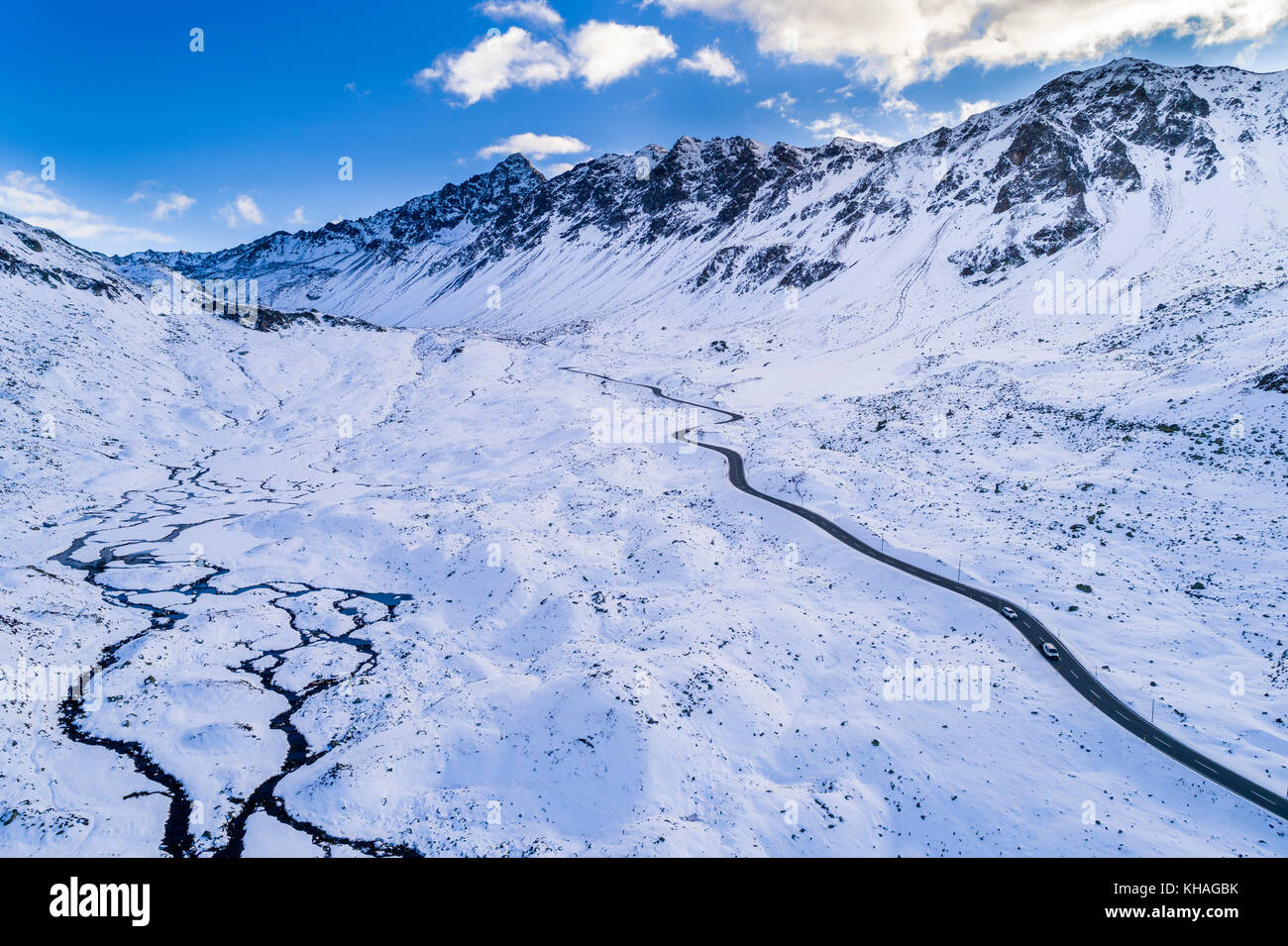 Passstraße, Flüelapass im Winter, Luftaufnahme, Kanton Graubünden, Schweiz Stockfoto
