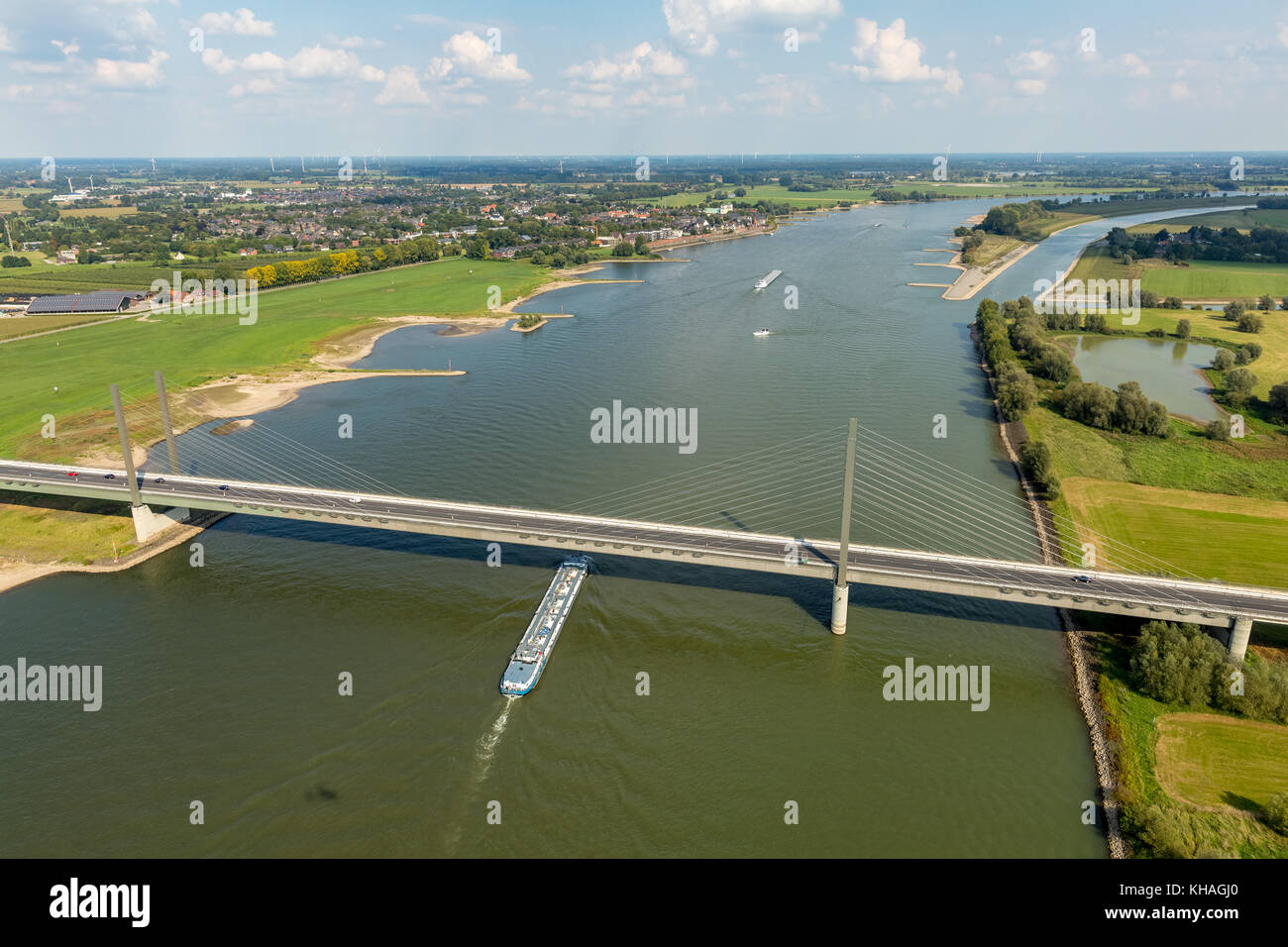 Rheinbrücke, Rees, Niederrhein, Rhein, Nordrhein Westfalen
