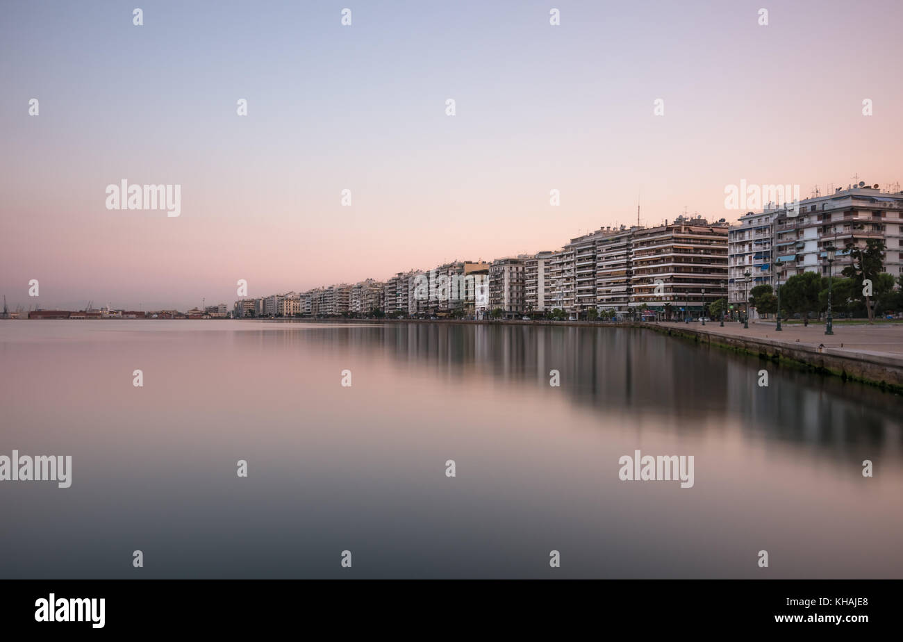 Thessaloniki waterfront bei Sonnenaufgang Stockfoto