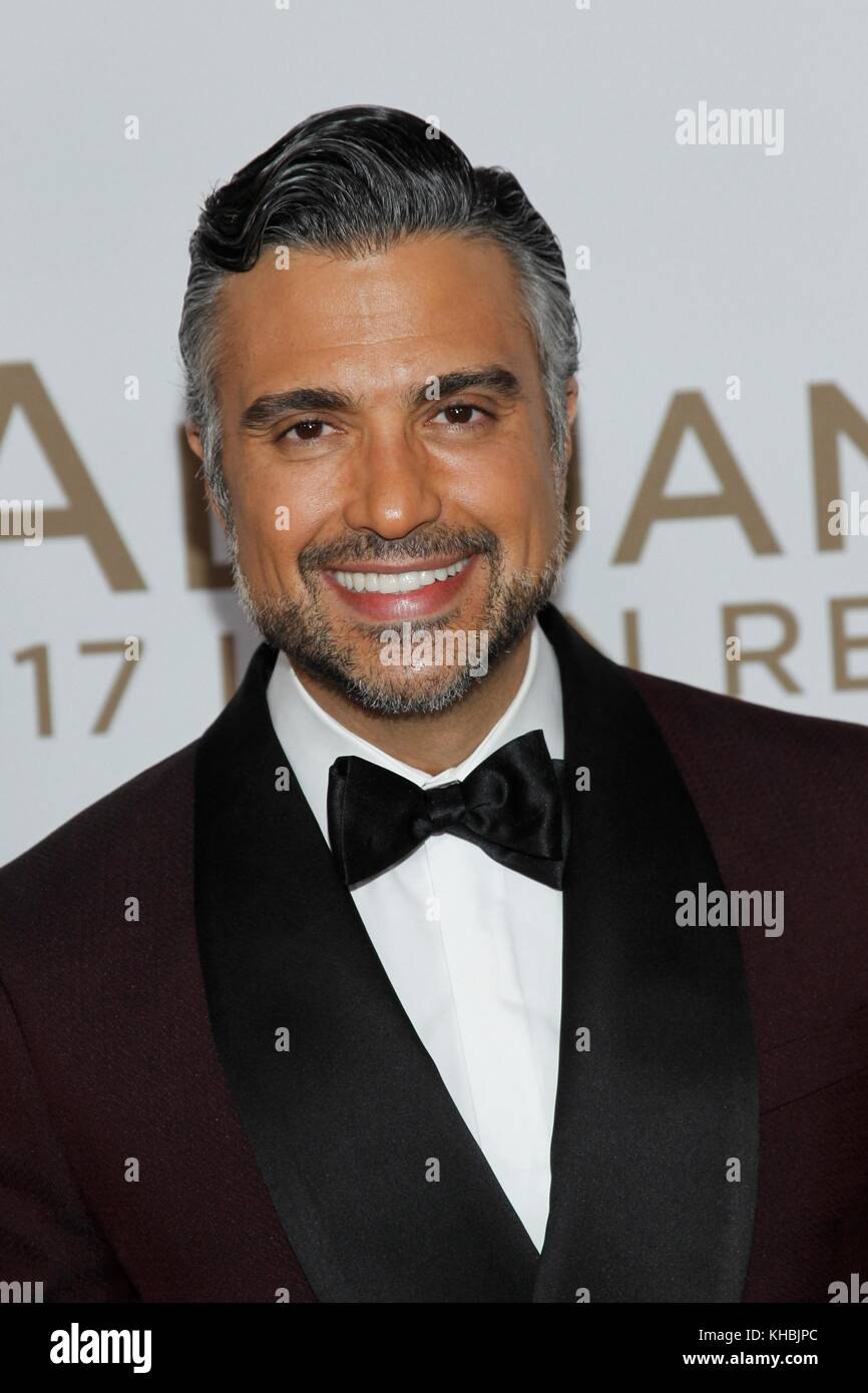 Jaime Camil bei Ankunft für die 2017 Person des Jahres Gala der Latin Recording Academy, Mandalay Bay Convention Center, Las Vegas, NV 15. November 2017. Foto: JA/Everett Collection Stockfoto