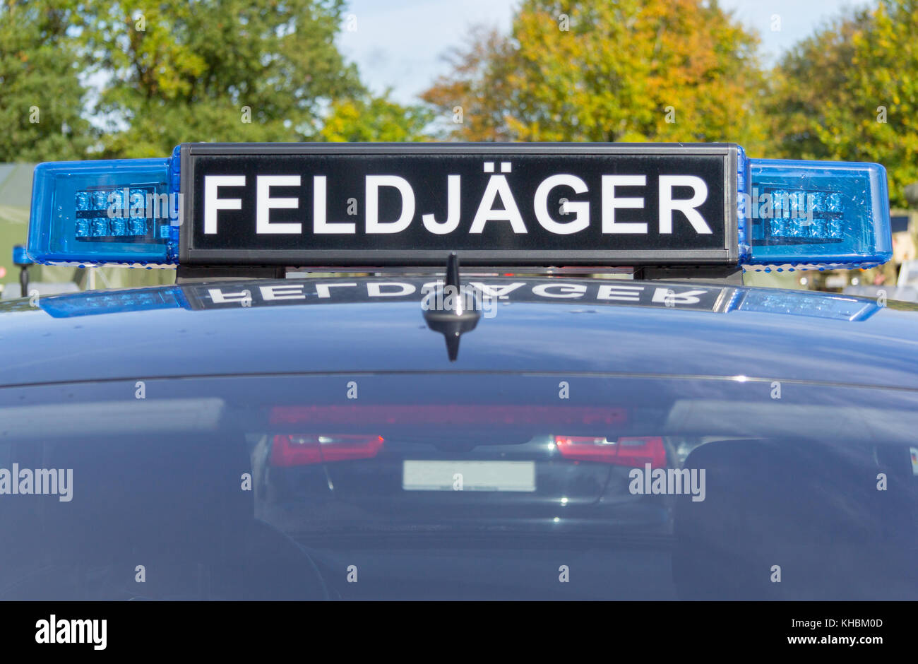 Blue Light Bar von einem zivilen Feldjaeger, Militär Polizei Auto Stockfoto