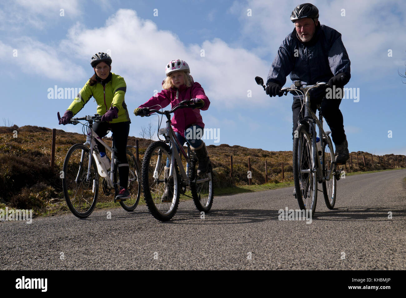 Familie downhill Radfahren Stockfoto