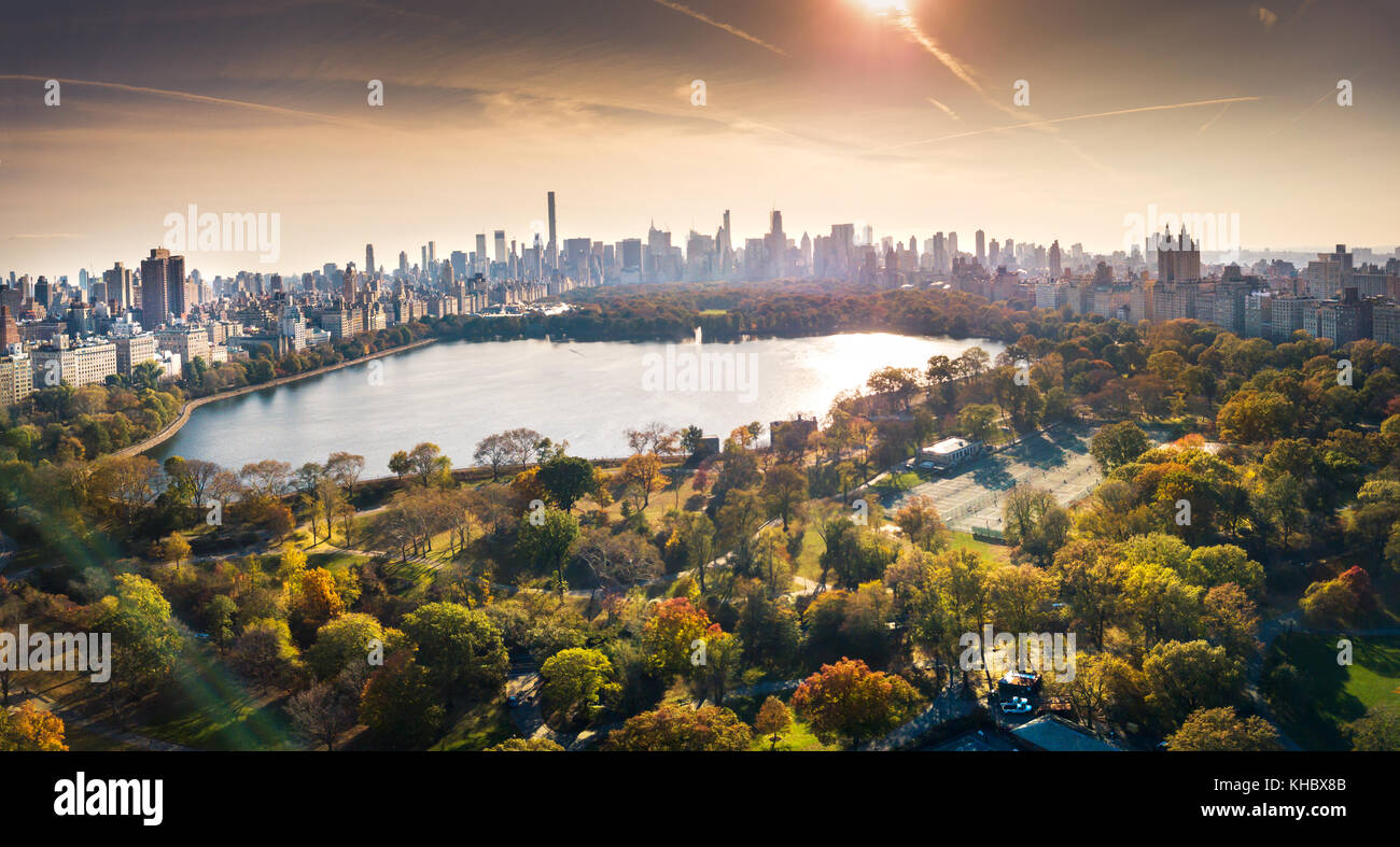 New York Panorama vom Central Park, Luftaufnahme im Herbst Saison Stockfoto